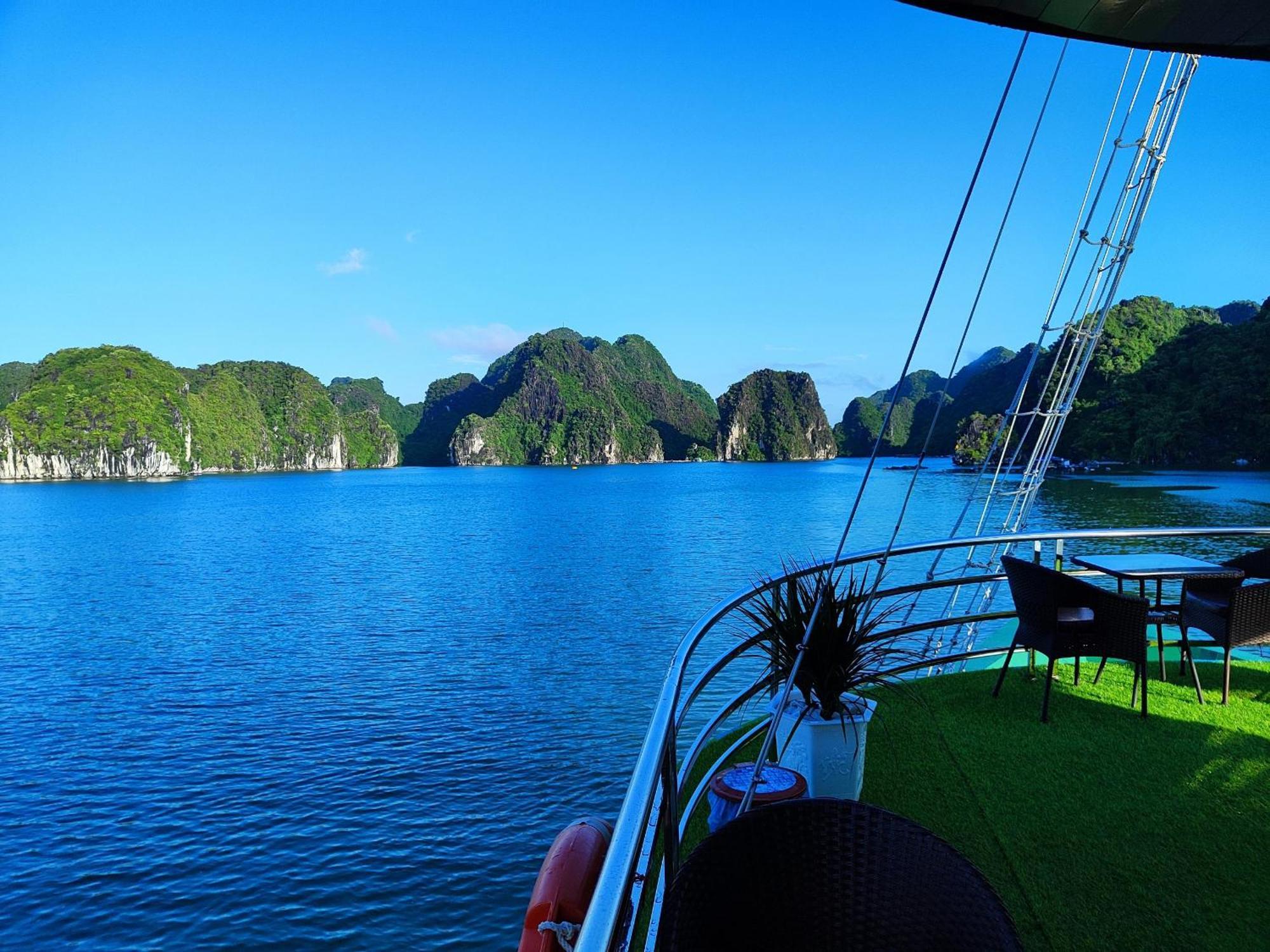 Venezia Cruises Hotell Ha Long Eksteriør bilde