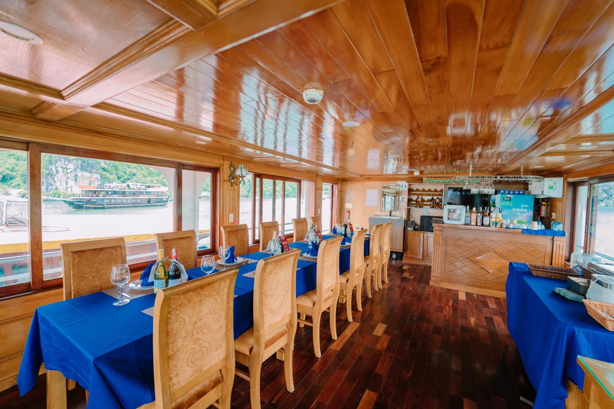 Venezia Cruises Hotell Ha Long Eksteriør bilde