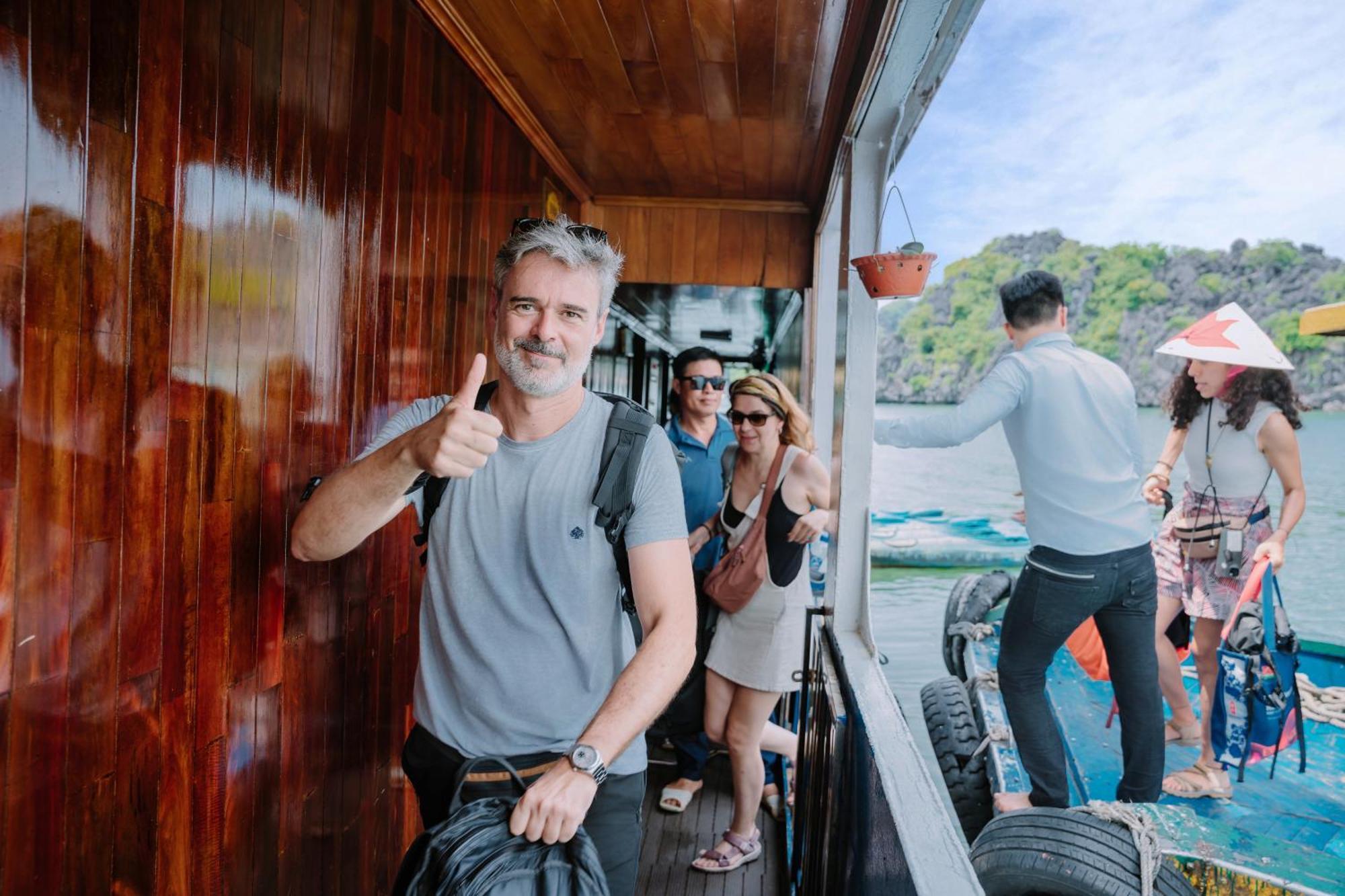 Venezia Cruises Hotell Ha Long Eksteriør bilde